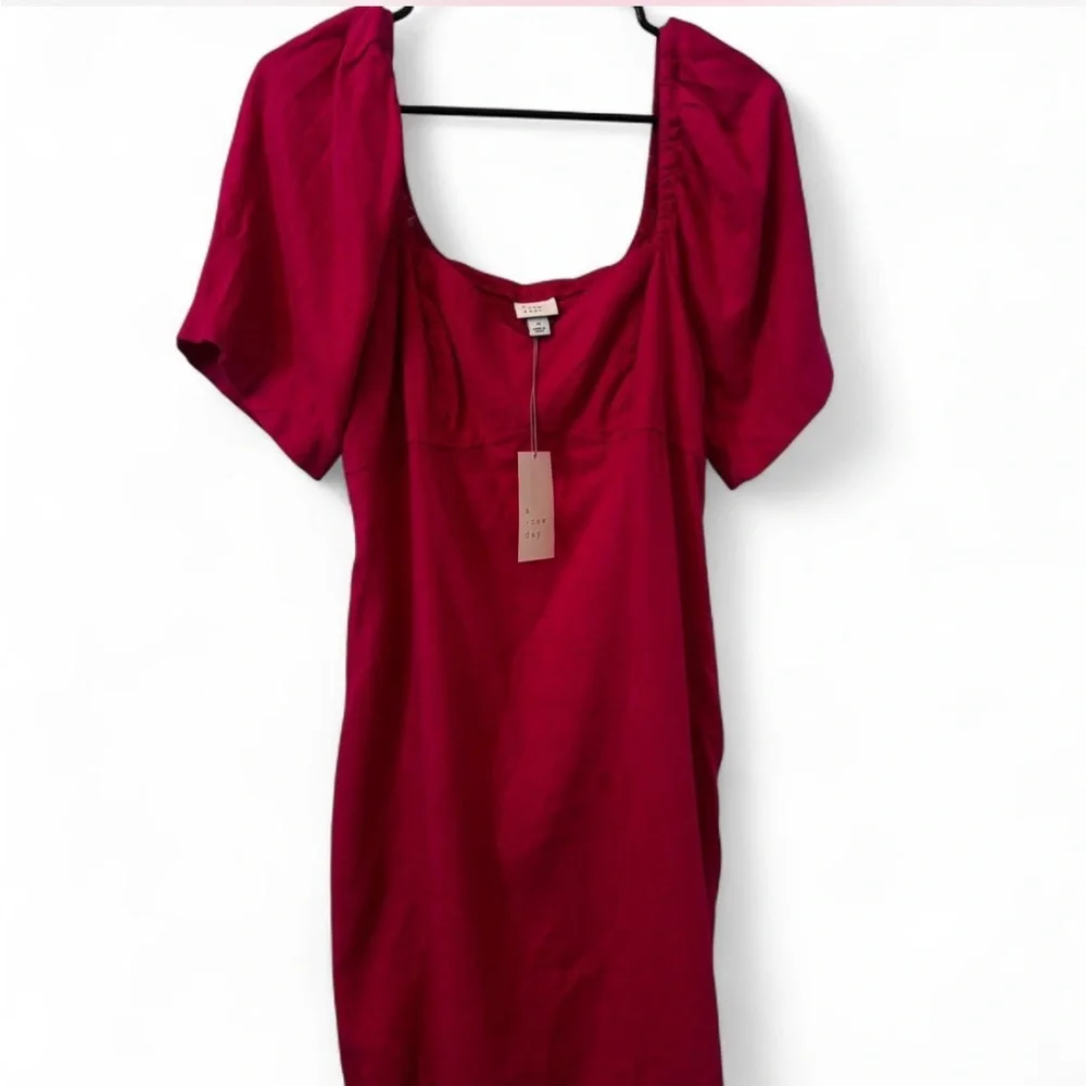 X SOLD X NWT Pink Puff Sleeve Dress - Picture 4 of 4